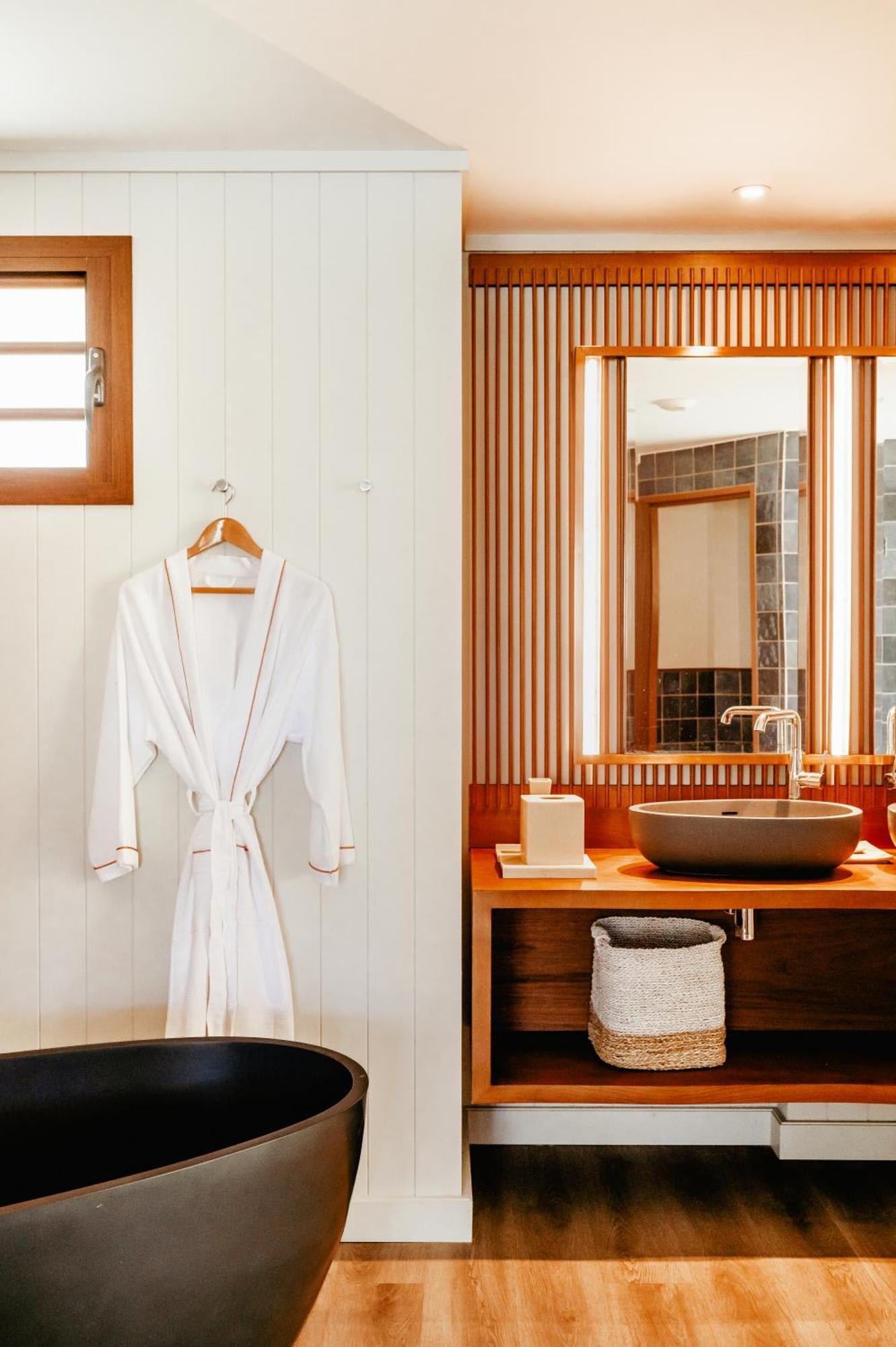 Intercontinental Lifou Wadra Bay Resort Akaouane Exterior photo
